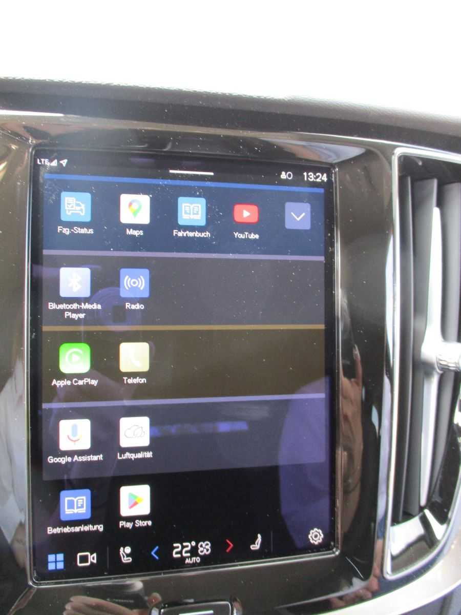 Volvo  Cross Country Plus AWD