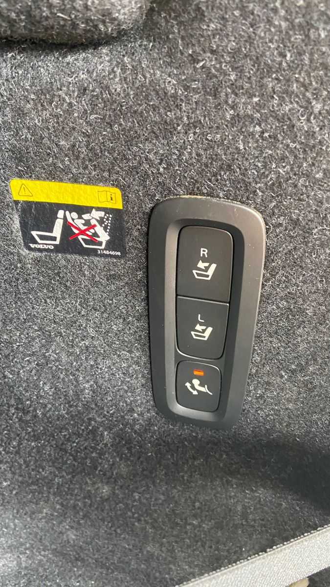 Volvo  Inscription 2WD