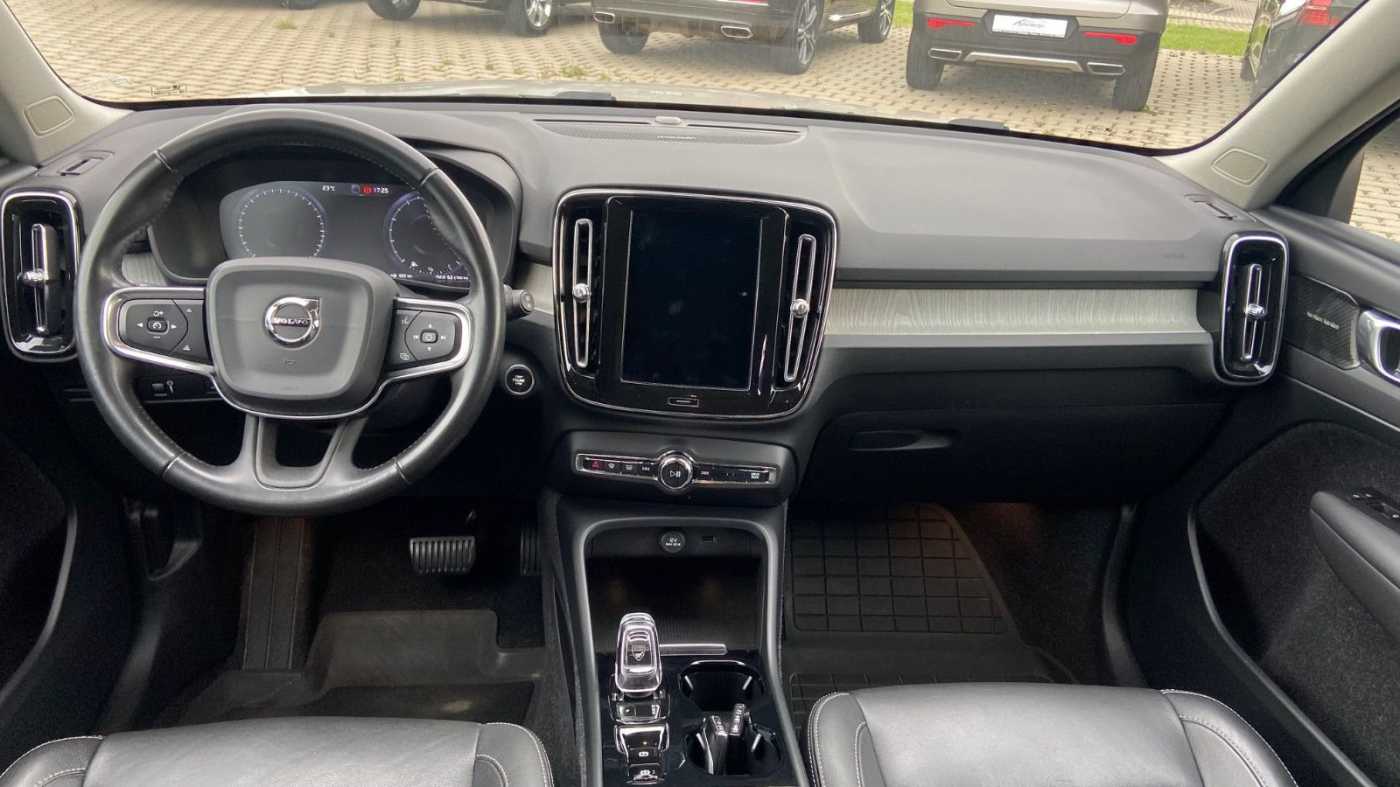 Volvo  Inscription 2WD