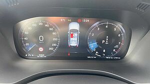 Volvo  XC60 Momentum Pro AWD