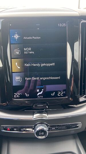 Volvo  XC60 Momentum Pro AWD