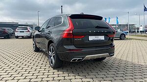 Volvo  XC60 Momentum Pro AWD
