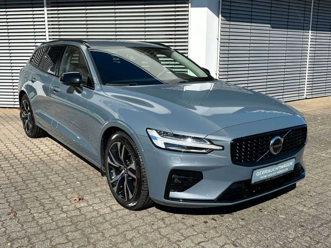 Volvo  Plus Dark*Standh*AHK*360GradKamera*Harman*