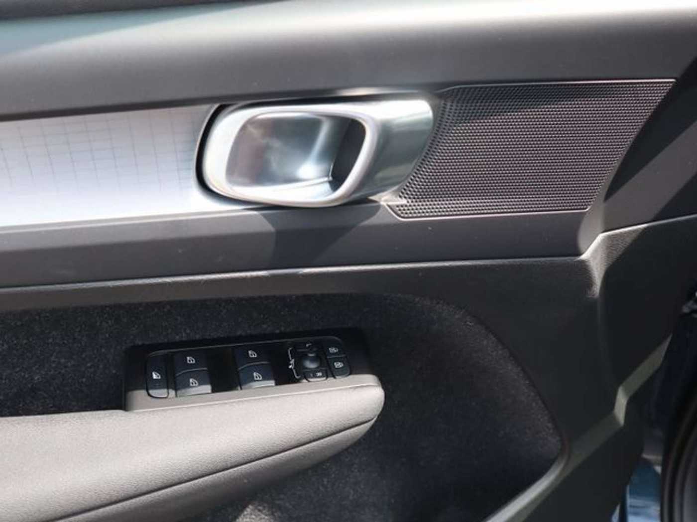 Volvo  Momentum Pro*Licht*Pilot Assist*RFK*