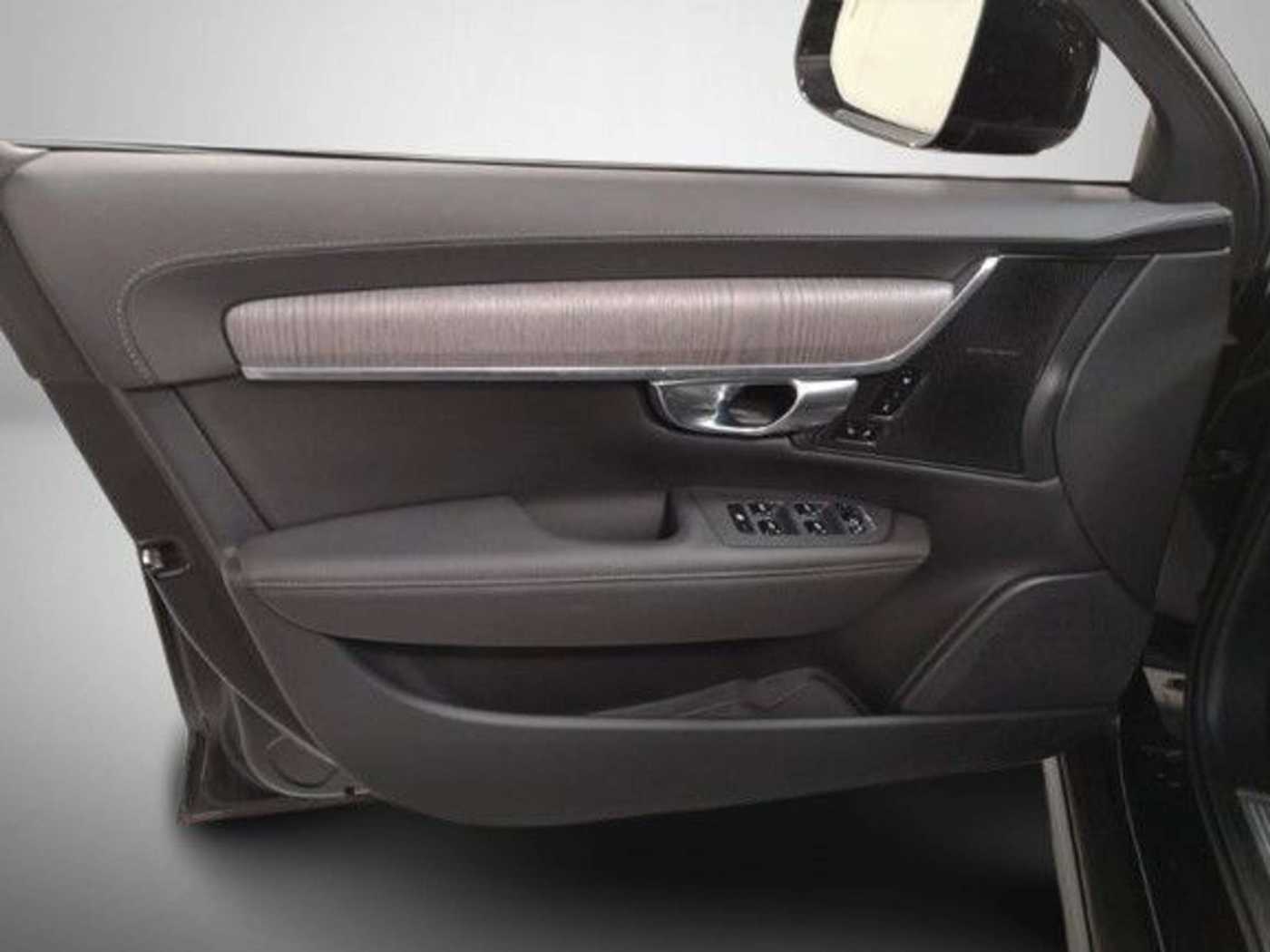 Volvo  V90 CC*Pro*XeniumPro*AHK*Licht-P*Sitz-Komfort-P