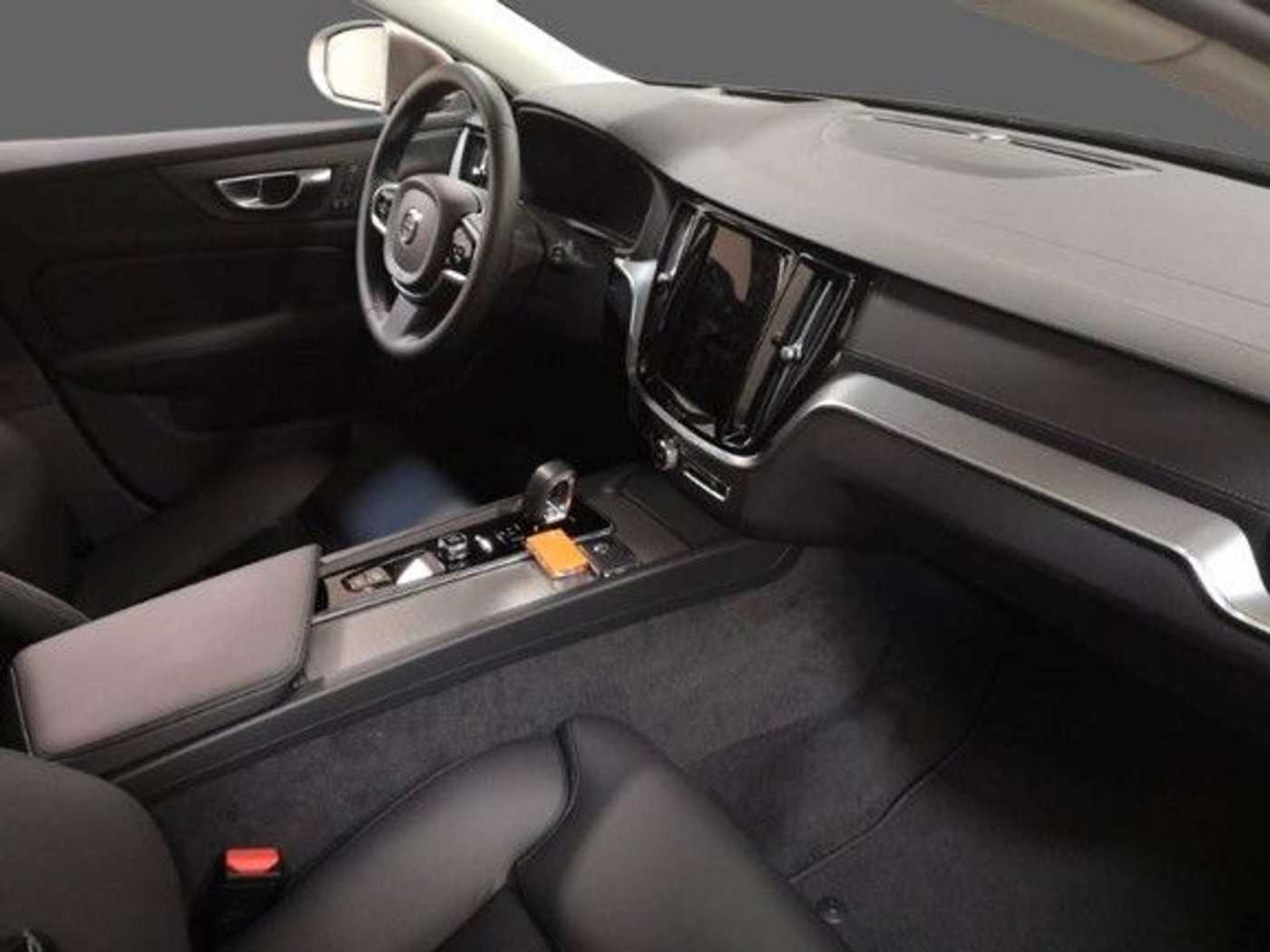 Volvo  *Ultimate Bright*Winter-P*360°*wenig Kilom