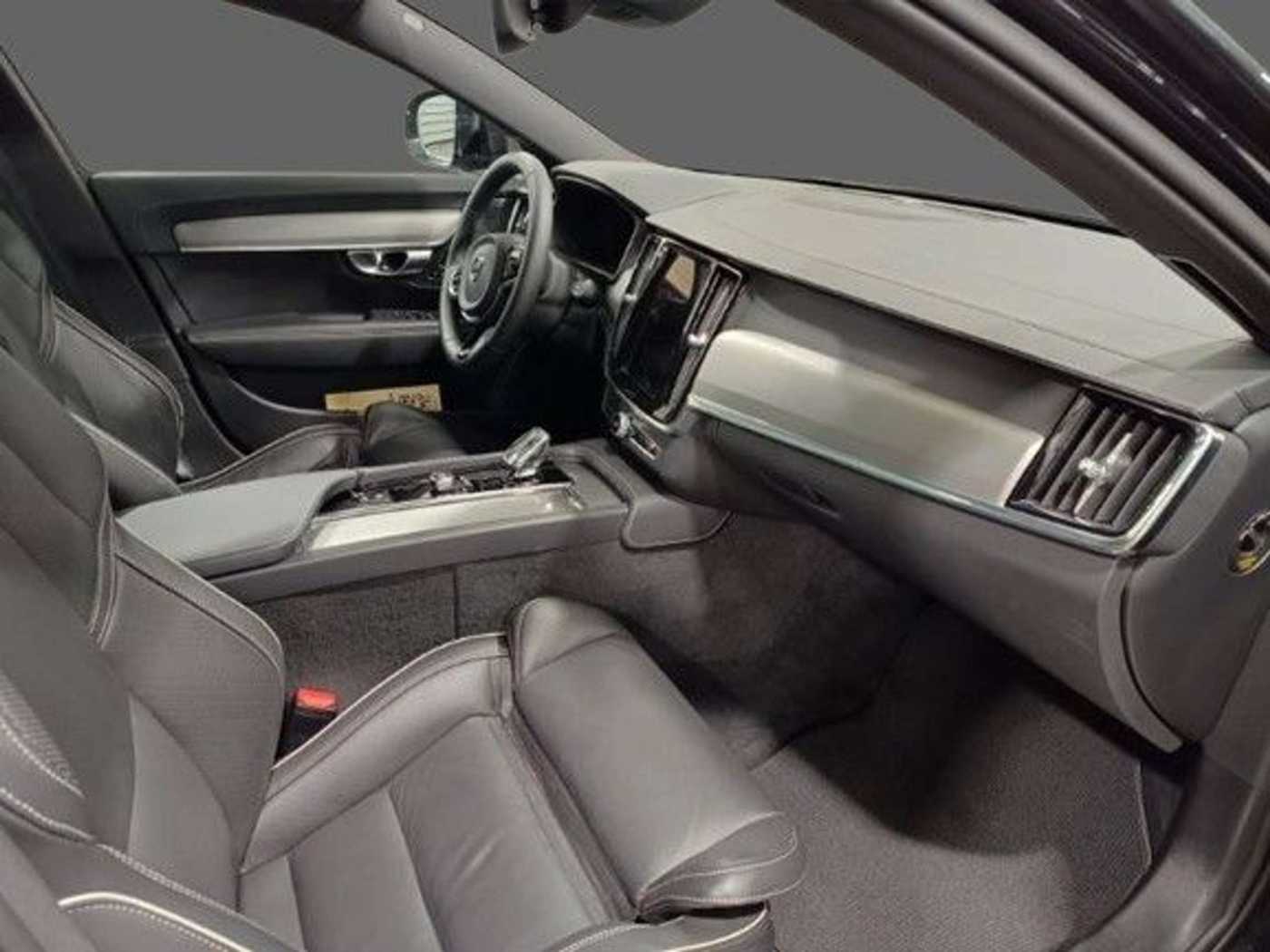 Volvo  V90 CC*Plus Bright*AWD*Licht*20Zoll*Standheizung