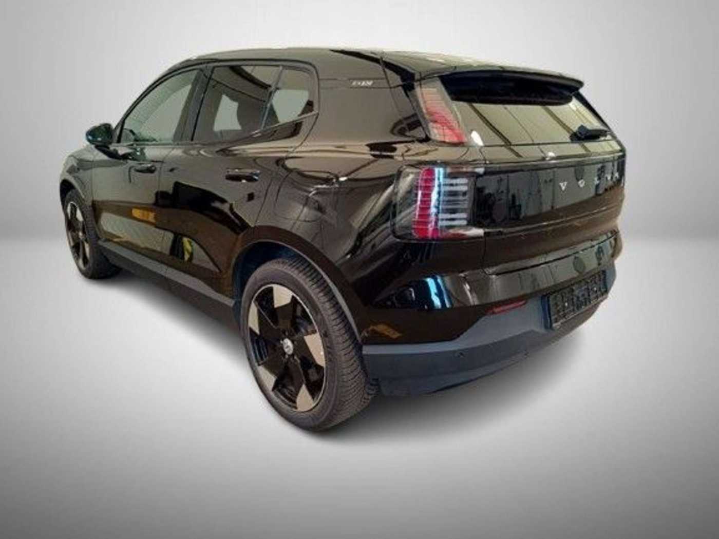 Volvo  Ultra AWD Performance Pure Electric
