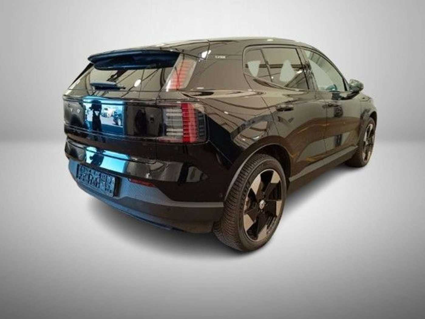 Volvo  Ultra AWD Performance Pure Electric