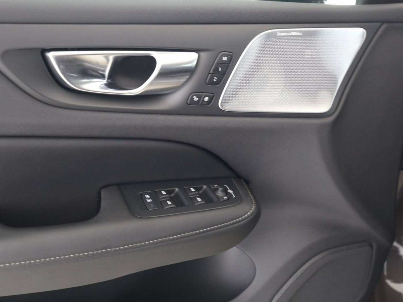 Volvo  Ultra Dark*Bowers*Massage*360°K*AHK