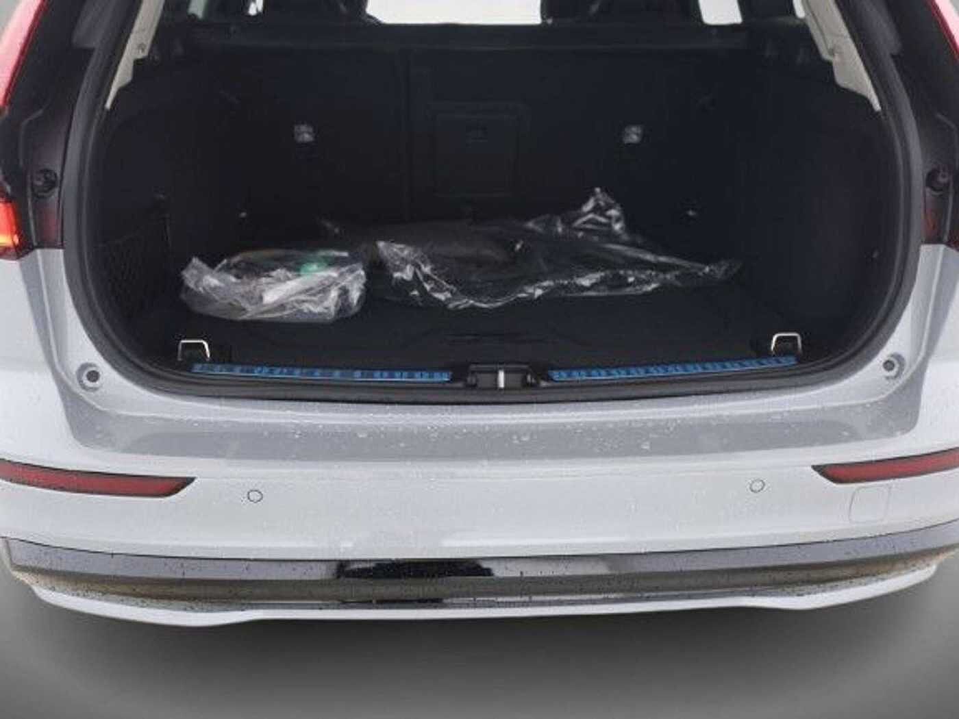 Volvo  B4 Plus Dark*Business-P*Winter-P*Leder*