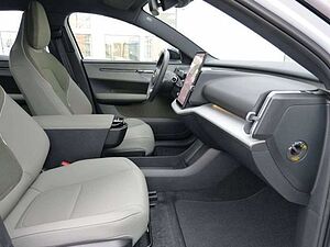 Volvo  Plus 2WD Pure Electric