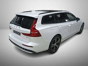 Volvo  Ultimate Dark*Diesel*AHK*Standh*360°*WinterP