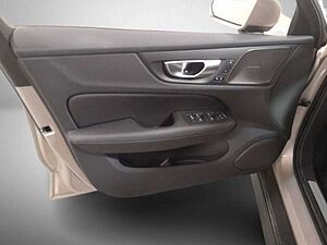 Volvo  *Ultimate Bright*Winter-P*360°*wenig Kilom