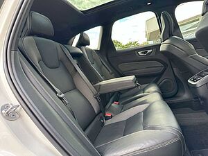 Volvo  Ultimate Dark*AWD*AHK*360GradK*Standh