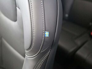 Volvo  Facelift Ultra Dark*LuftFW*AHK*Bowers*