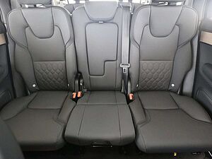 Volvo  T8 Facelift*Plus Dark* LuftFW*SD*360°K*