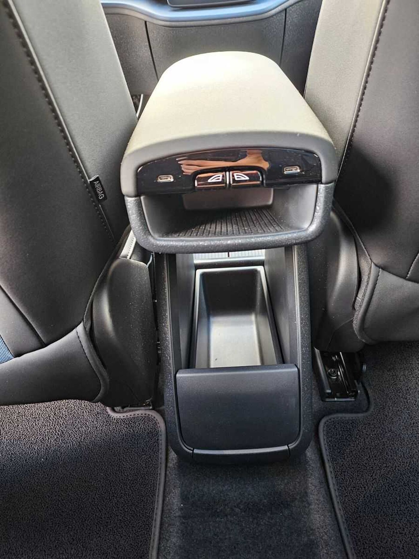 Volvo  Ultra 2WD Pure Electric inkl. Winterr.