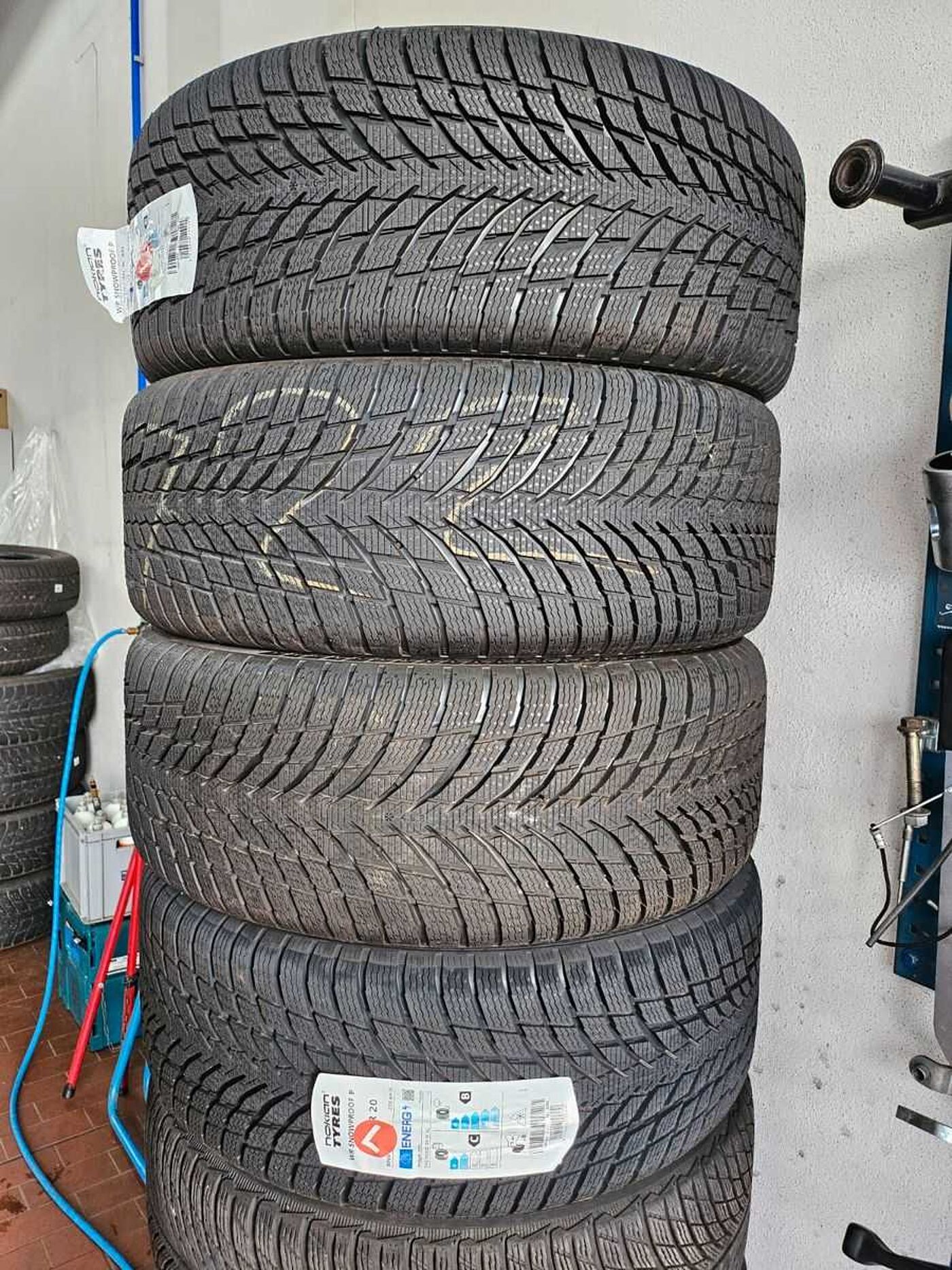 Volvo  Ultra 2WD Pure Electric inkl. Winterr.