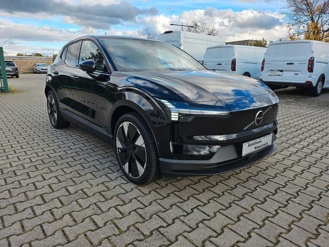 Volvo  Ultra 2WD Pure Electric inkl. Winterr.