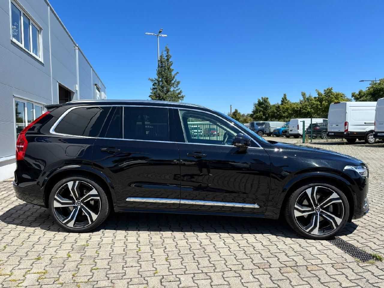 Volvo  Ultimate Bright AWD