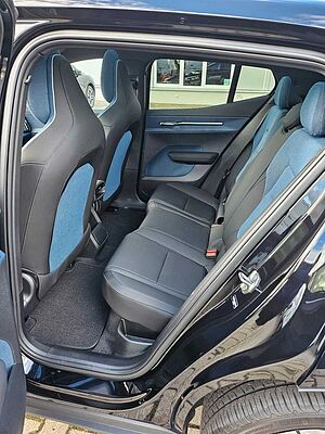 Volvo  Ultra 2WD Pure Electric inkl. Winterr.