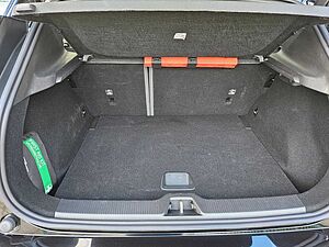 Volvo  Ultra 2WD Pure Electric inkl. Winterr.