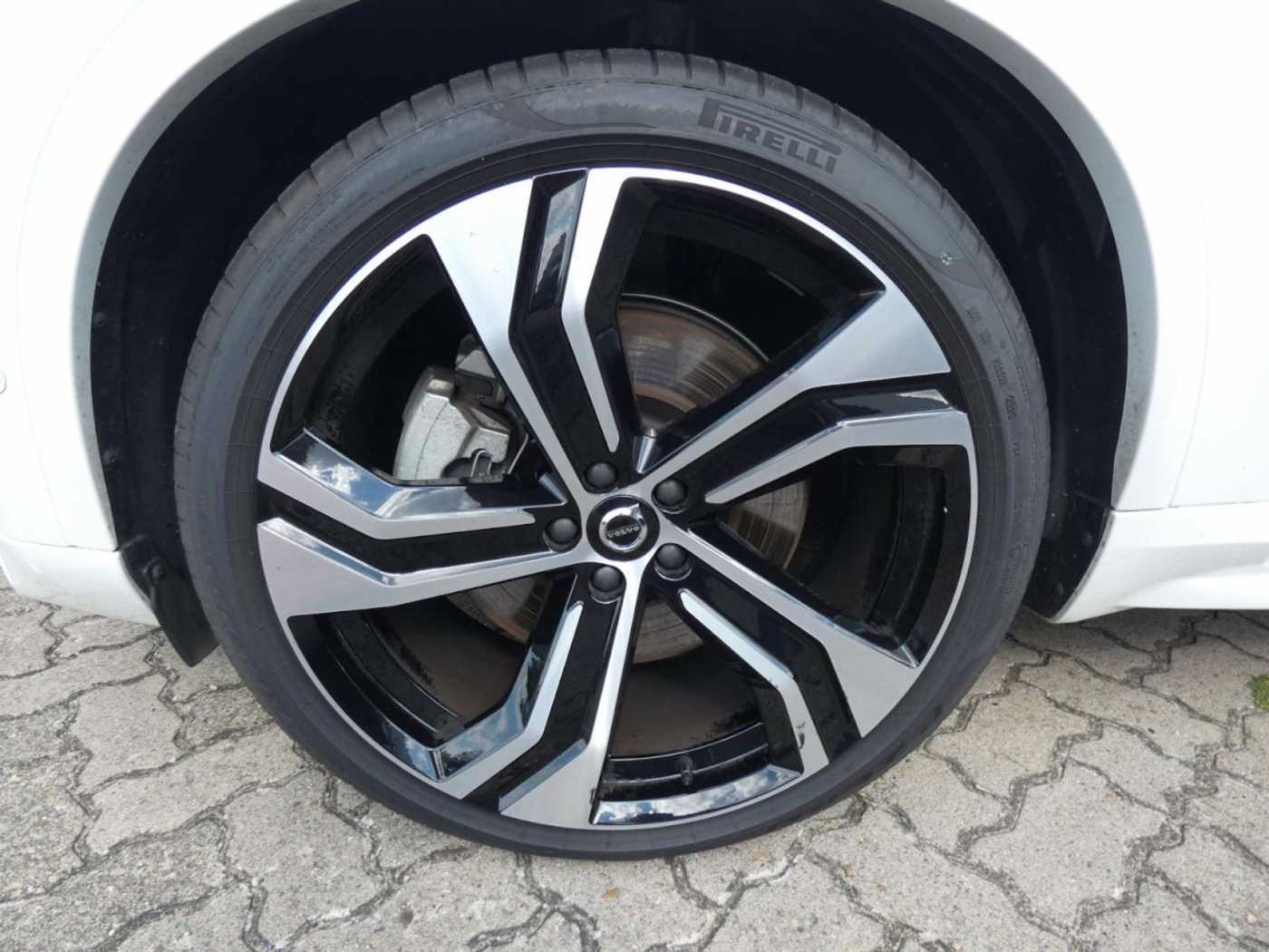Volvo  T8 AWD Ultra Dark Plug-In (EURO 6d) Klima Navi