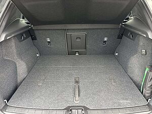 Volvo  B3 2WD Plus Dark (EURO 6d) Klima Rückfahrkamera