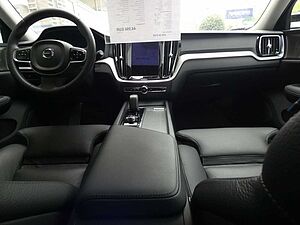 Volvo  B4 Benzin Plus Dark Klima Rückfahrkamera