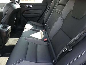 Volvo  B5 (Diesel) AWD R-Design (EURO 6d) Klima Navi