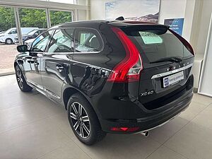 Volvo  D3 DPF 2WD Summum Klima Leder Einparkhilfe