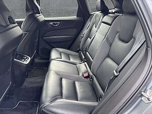 Volvo  B4 (Benzin) 2WD R-Design (EURO 6d) Klima Navi