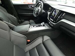 Volvo  B5 (Diesel) AWD Ultimate Dark (EURO 6d) Klima