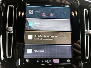 Volvo  B4 2WD Plus Bright (EURO 6d) Klima Rückfahrkamera