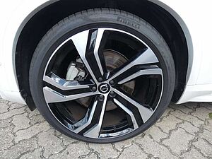 Volvo  T8 AWD Ultra Dark Plug-In (EURO 6d) Klima Navi