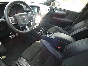 Volvo  D4 AWD R-Design (EURO 6d-TEMP) Klima Navi