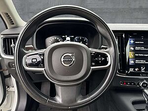 Volvo  D4 Momentum (EURO 6d-TEMP)(DPF) Klima Navi Leder