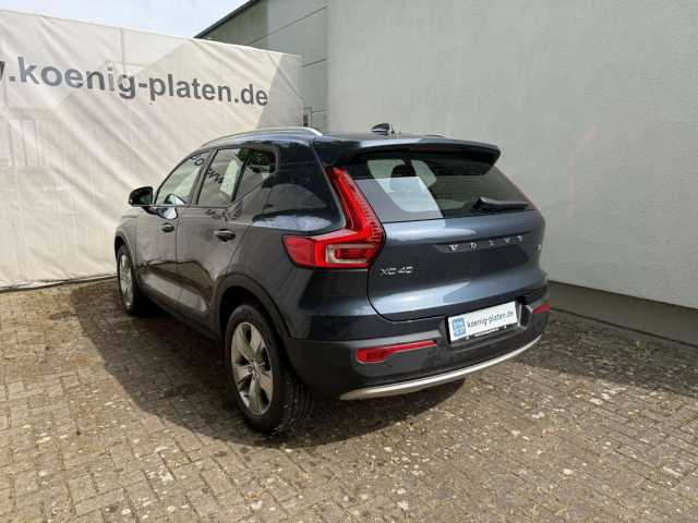 Volvo  D3 2WD Momentum Pro (EURO 6d-TEMP) Klima Navi