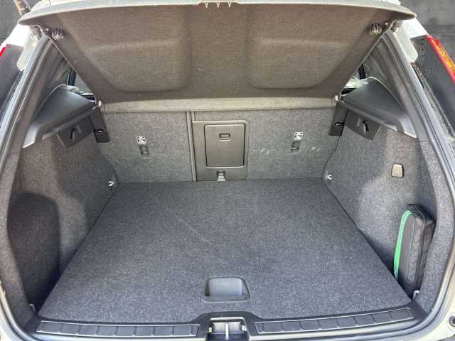 Volvo  T4 Ultimate Dark Recharge Plug-In Hybrid Klima