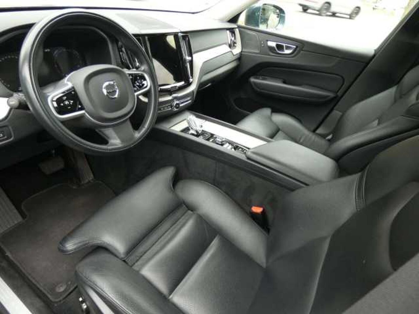 Volvo  B4 (Diesel) AWD Inscription (EURO 6d) Klima Navi