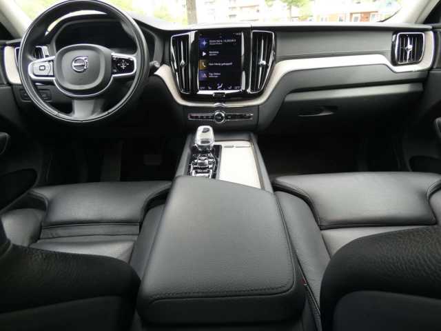 Volvo  B4 (Diesel) AWD Inscription (EURO 6d) Klima Navi