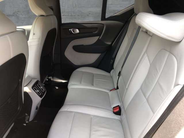 Volvo  T2 2WD Plus Bright (EURO 6d) Klima Navi
