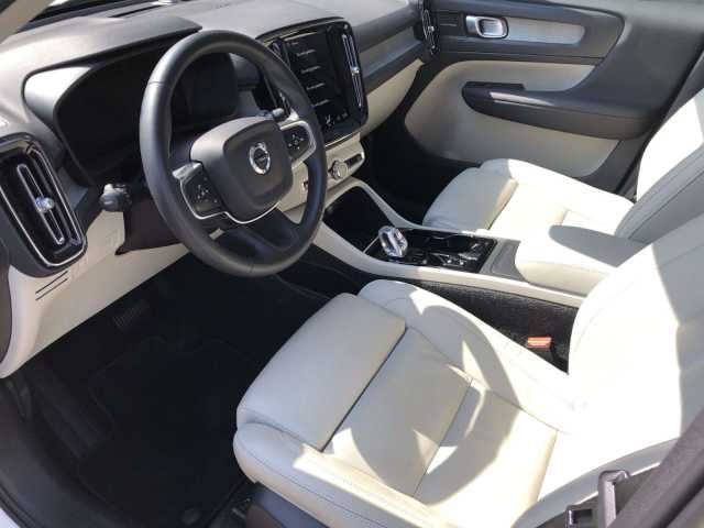 Volvo  T2 2WD Plus Bright (EURO 6d) Klima Navi