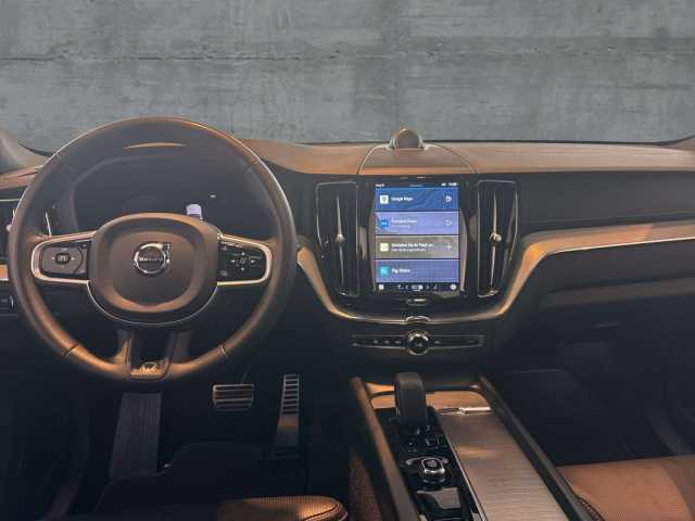 Volvo  B5 (Diesel) AWD R-Design (EURO 6d) Klima Navi