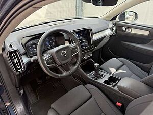 Volvo  D3 2WD Momentum Pro (EURO 6d-TEMP) Klima Navi