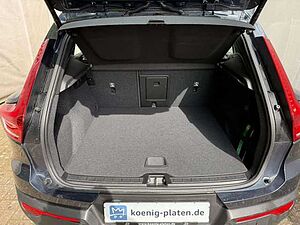 Volvo  D3 2WD Momentum Pro (EURO 6d-TEMP) Klima Navi