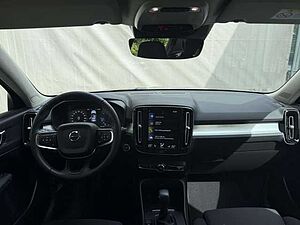 Volvo  D3 2WD Momentum Pro (EURO 6d-TEMP) Klima Navi