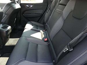 Volvo  B5 (Diesel) AWD R-Design (EURO 6d) Klima Navi