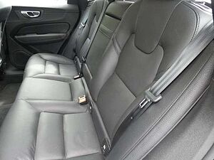 Volvo  B4 (Diesel) AWD Inscription (EURO 6d) Klima Navi